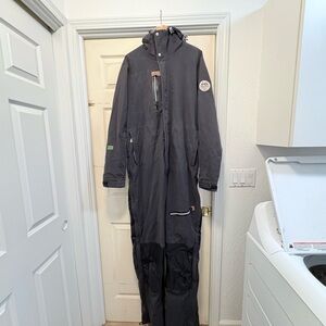 RARE Holden X Spring Break Men's Black Ski & Snowboard One-Piece Jacket